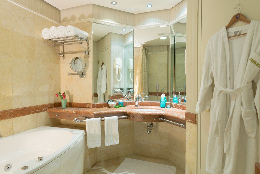 Hotel Herods Boutique A Premium Collection By Leonardo Hotels 5*